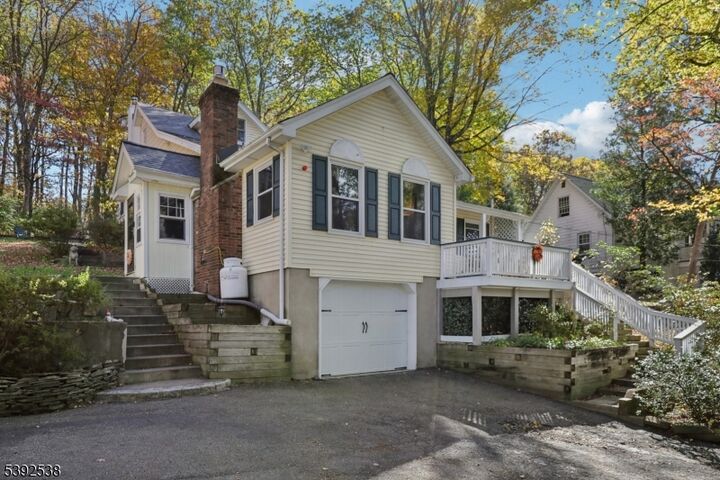 30 N Cape Trl  Rockaway Twp. NJ 07866 photo