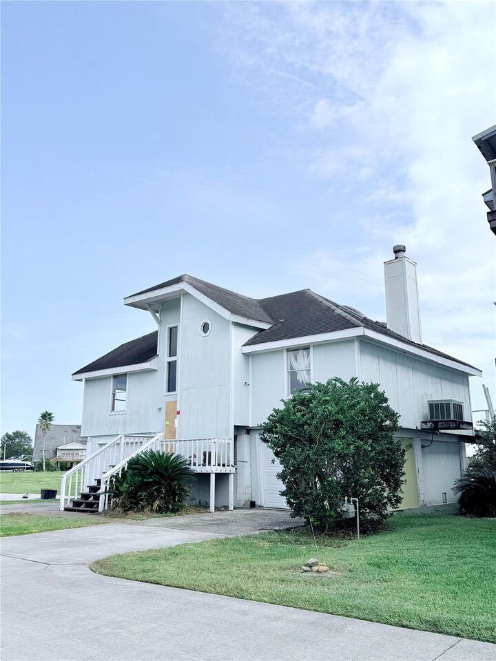 Property Photo:  4436 Scenic Drive  TX 77539 