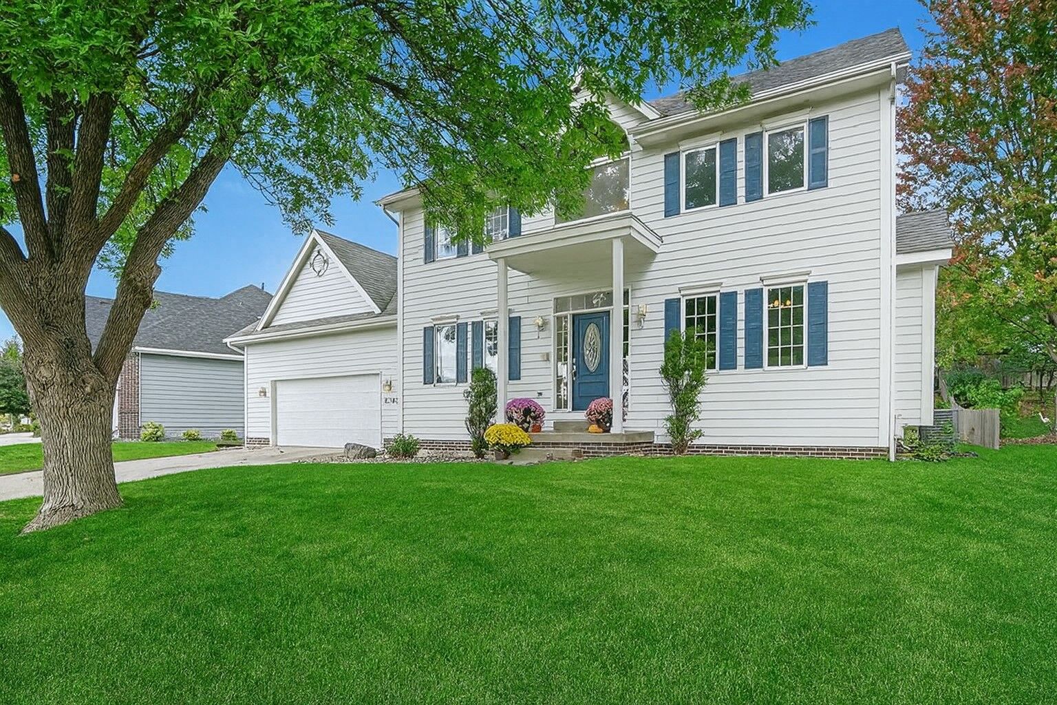 Property Photo:  5783 Beechtree Drive  IA 50266 