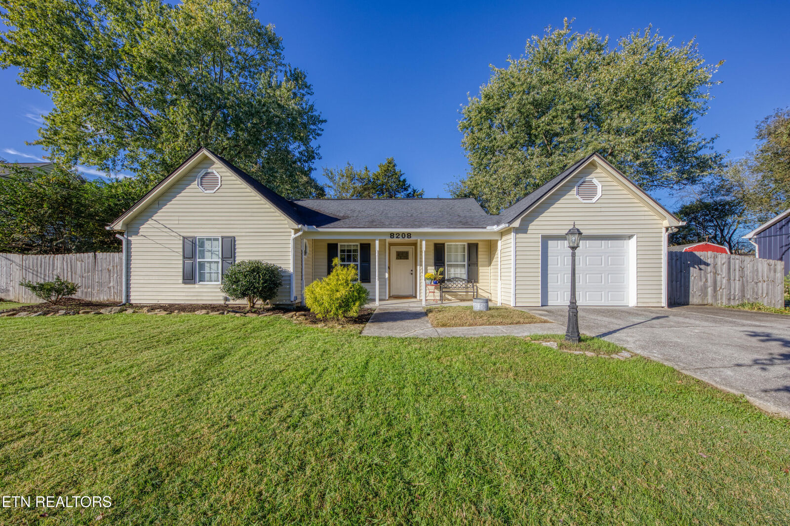 Property Photo: 8208 Wiebelo Drive TN 37931