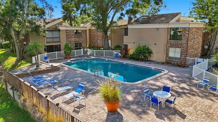 Property Photo:  10433 Carrollbrook Court 105  FL 33618