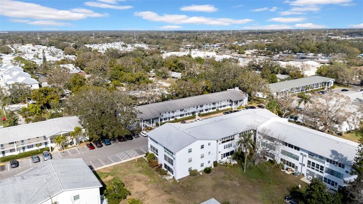 300 Glennes Lane 203  Dunedin FL 34698 photo