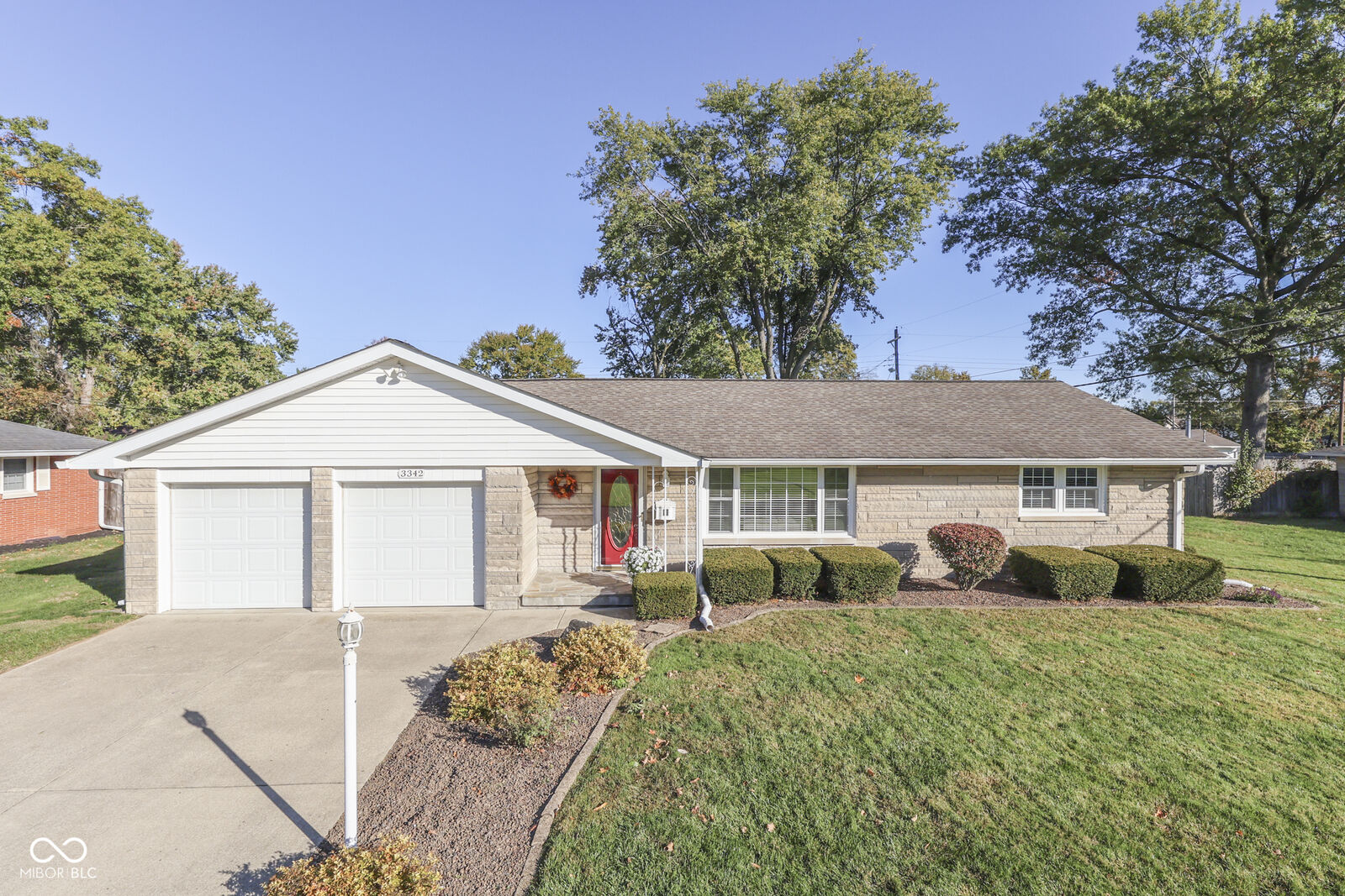 Property Photo:  3342 Crescent Way  IN 47203 