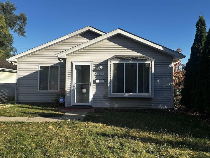 11551 Maxwell Avenue  Warren MI 48089 photo