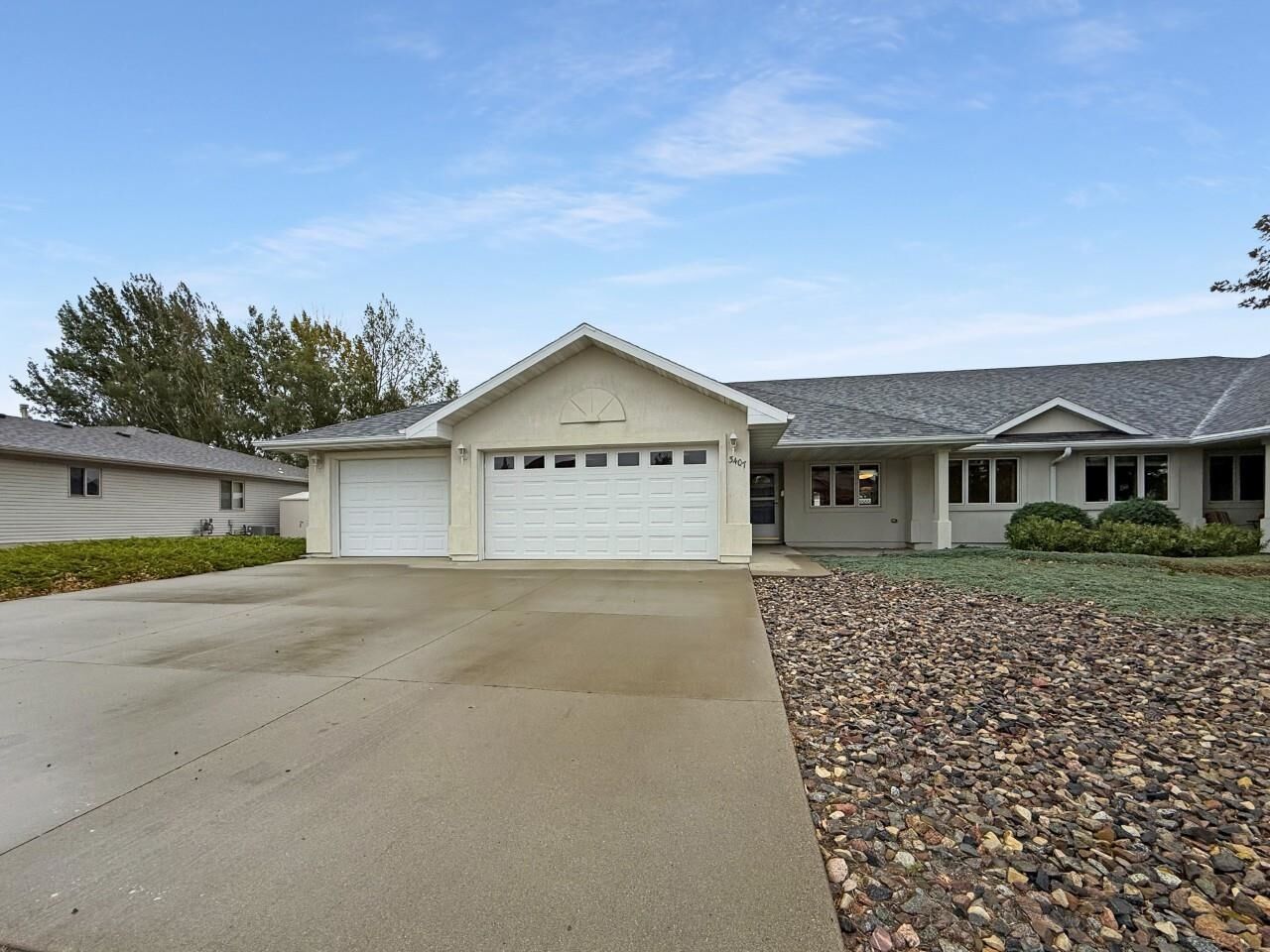 Property Photo: 3407 13th St. SW ND 58701