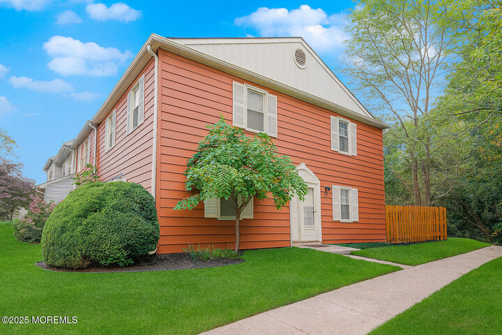 47 Kingsley Way  Freehold NJ 07728 photo