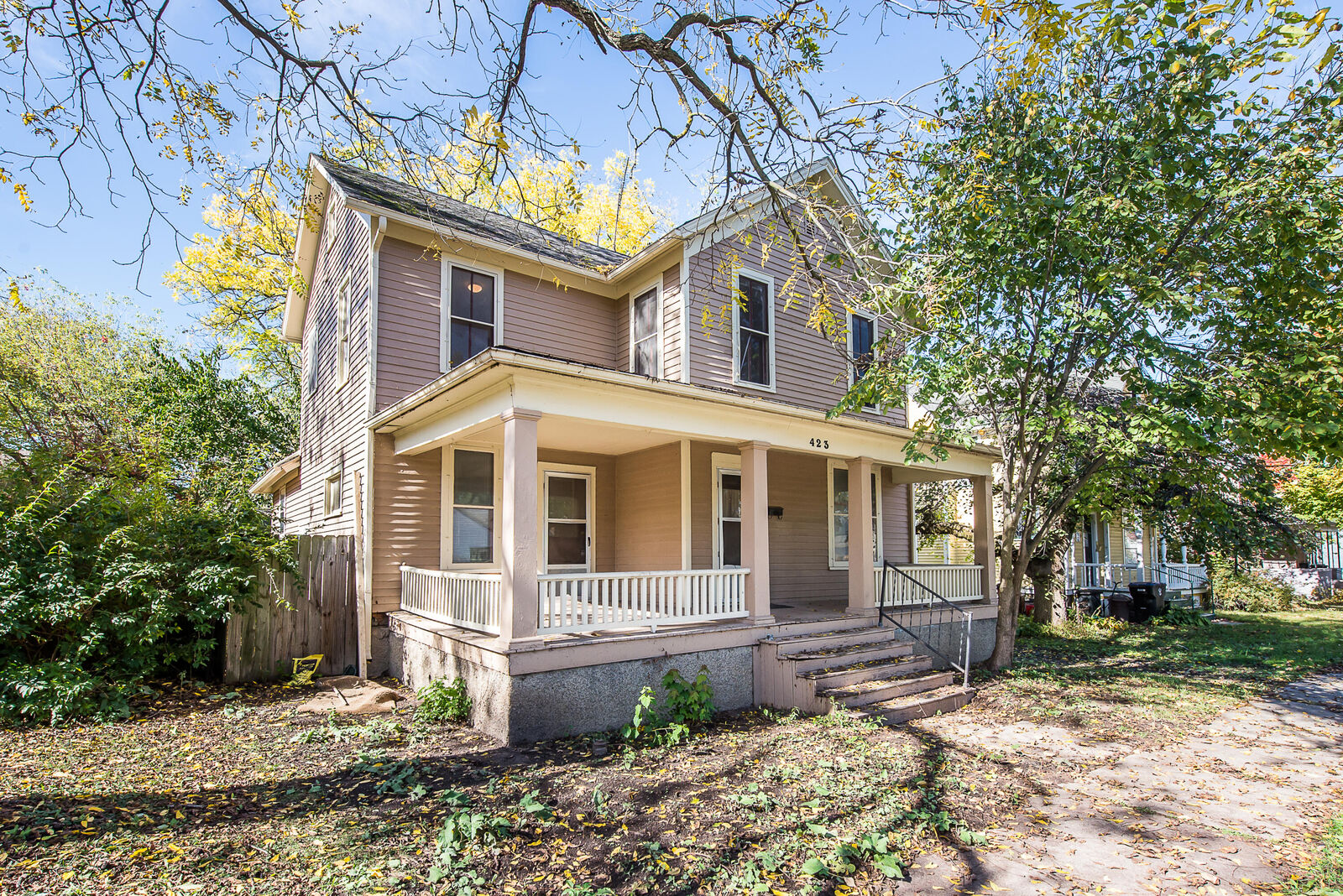 Property Photo:  423 N Hamilton Street  MI 48197 