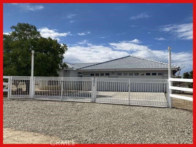 Property Photo: 9850 Del Valle Avenue CA 92371