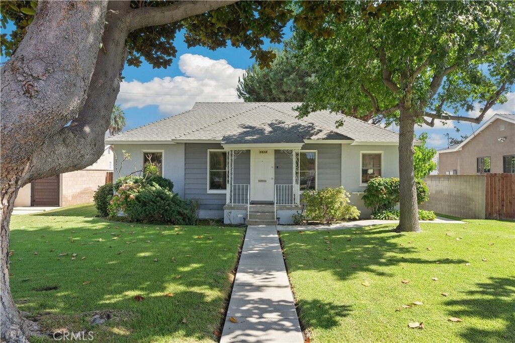 Property Photo:  4832 Sunfield Avenue  CA 90808 