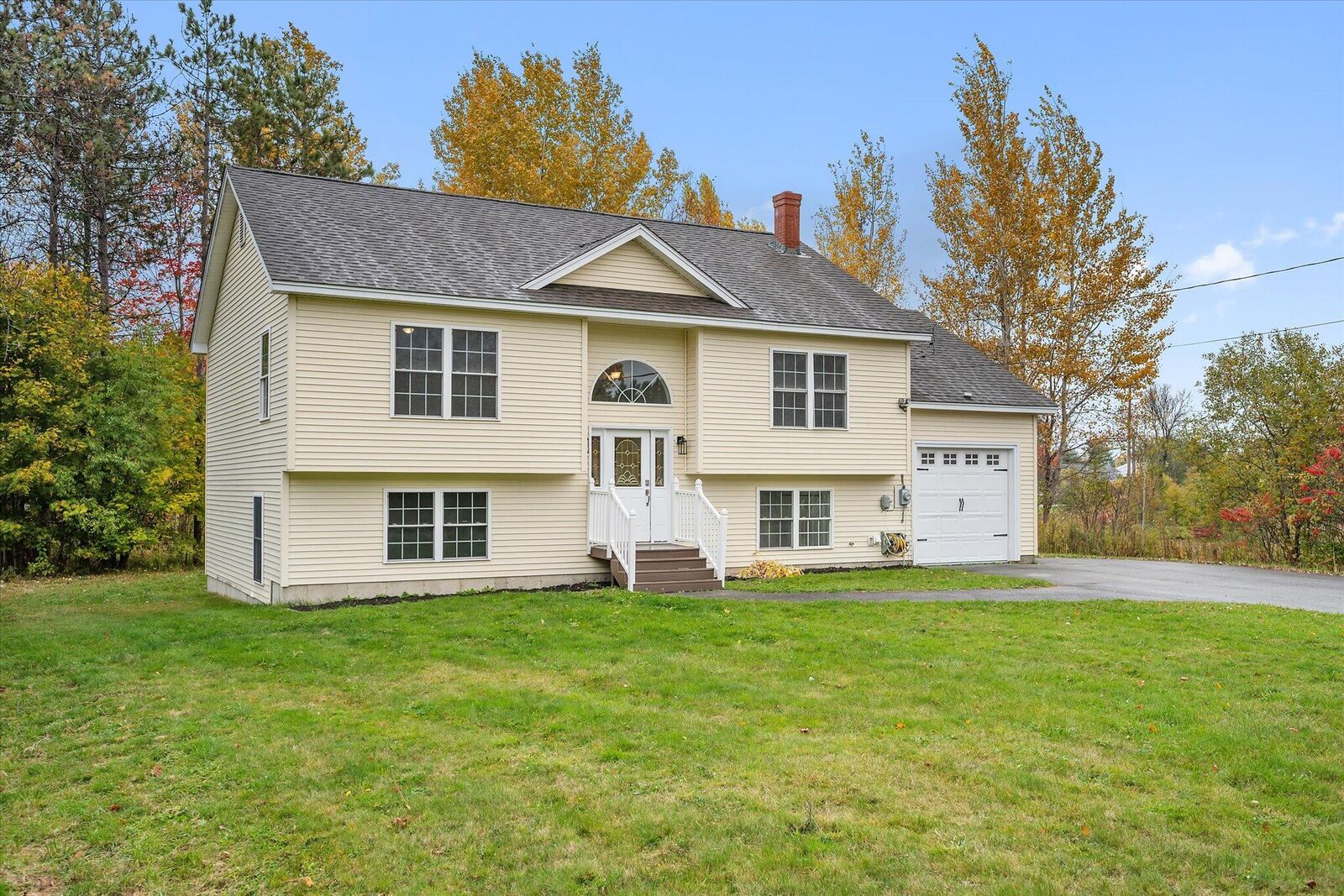 Property Photo:  21 Yankee Avenue  ME 04401