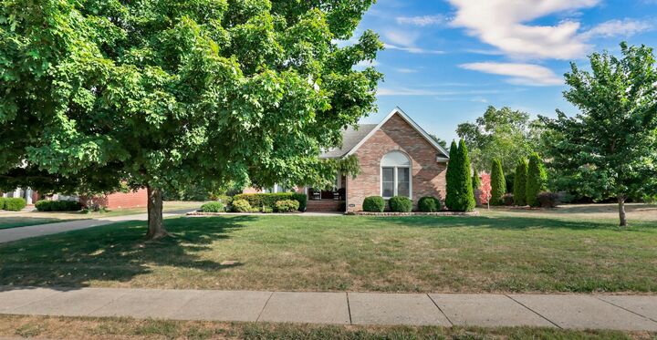 Property Photo:  2589 Stone Briar Dr  TN 37043