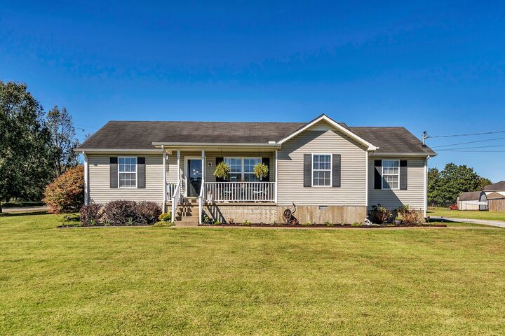 Property Photo: 105 Dominic Cir TN 37130