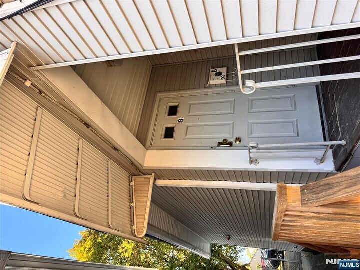 Property Photo:  98 Washington Avenue B  NJ 07628 