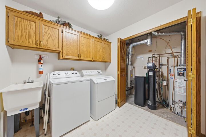 Property Photo: 1708 Kerry Lane MN 55125