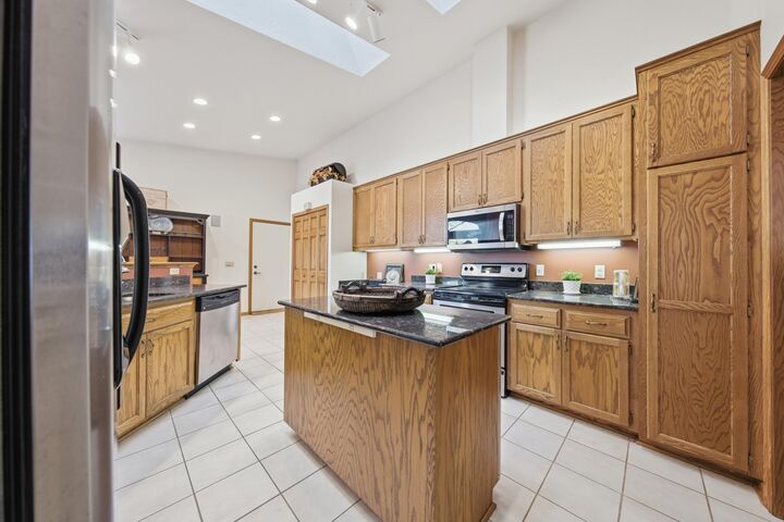 Property Photo: 1708 Kerry Lane MN 55125