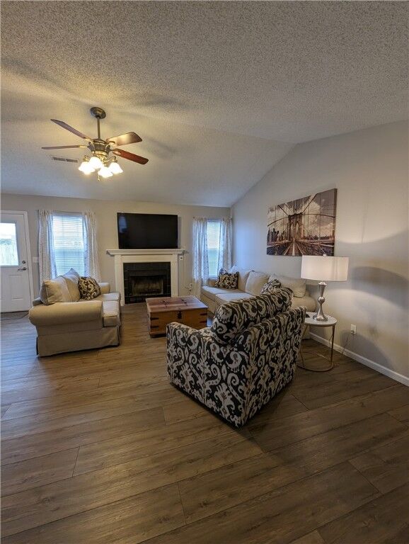 Property Photo:  1100 Tunbridge Drive  AR 72712 