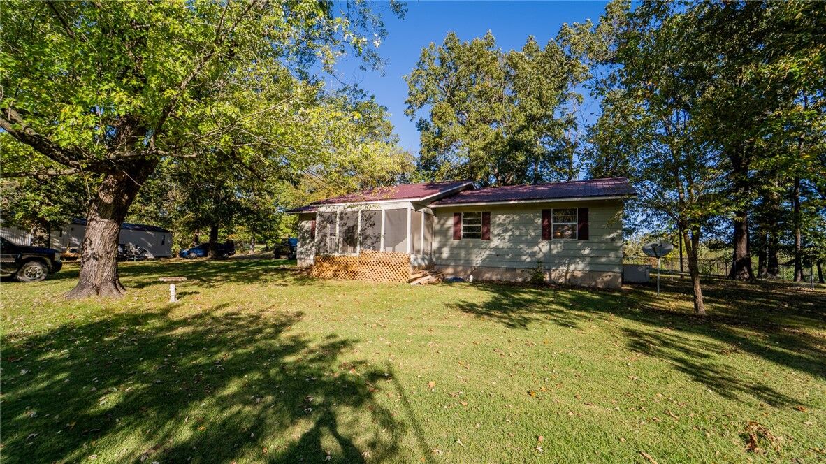 Property Photo: 12214 Kenneth Price Road AR 72762