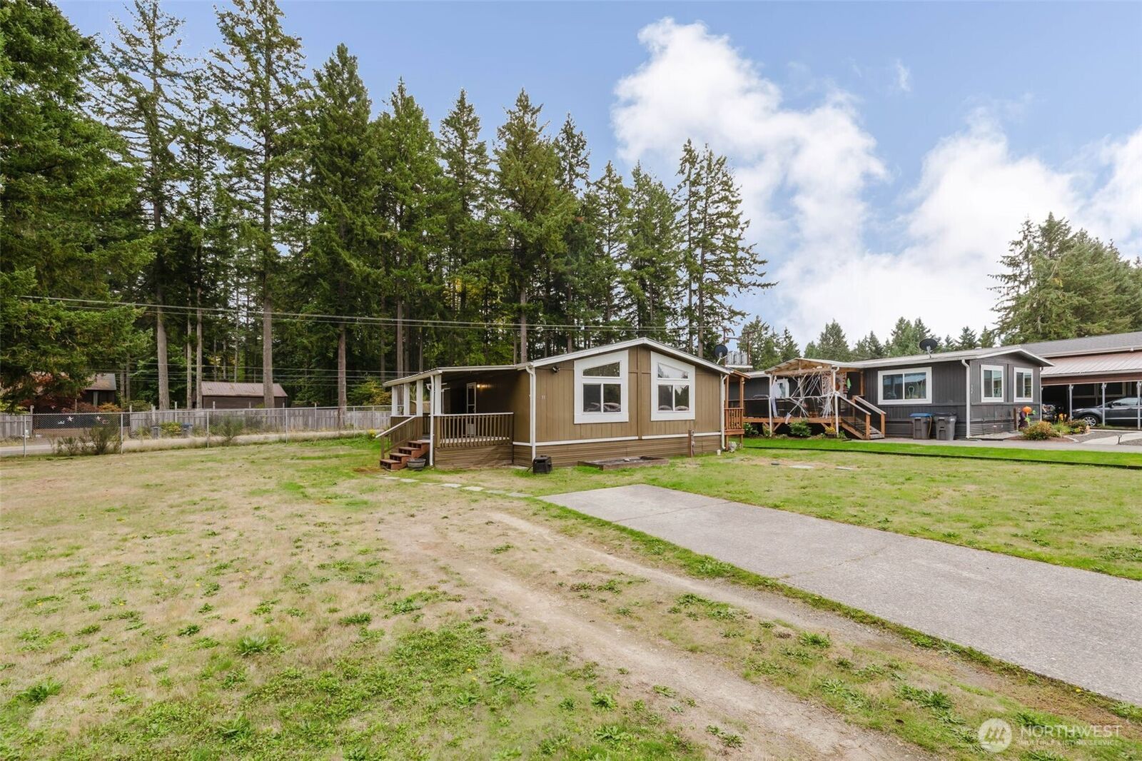 Property Photo: 3371 SE Bielmeier Road 33 WA 98367