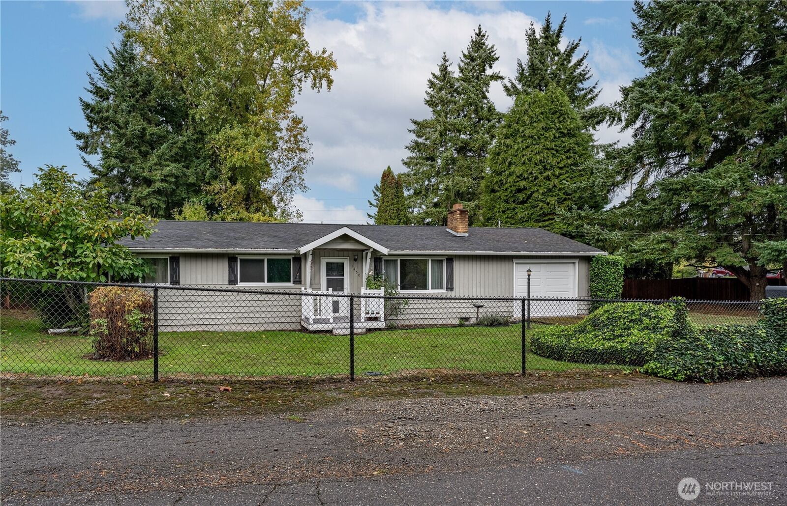 Property Photo:  1450  Bill Avenue  WA 98366 