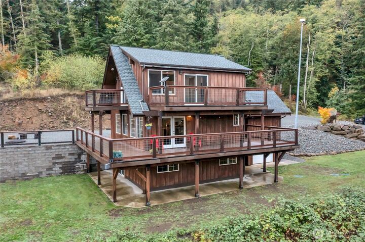 35814 SE 311th Street  Ravensdale WA 98051 photo
