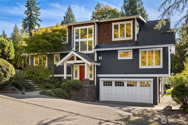 Property Photo: 10139 NE 113th Place WA 98033