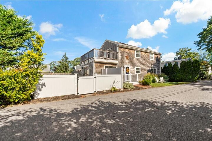 Property Photo:  7 Wright Place  RI 02806