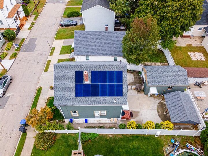 Property Photo:  85 Winthrop Avenue  RI 02908