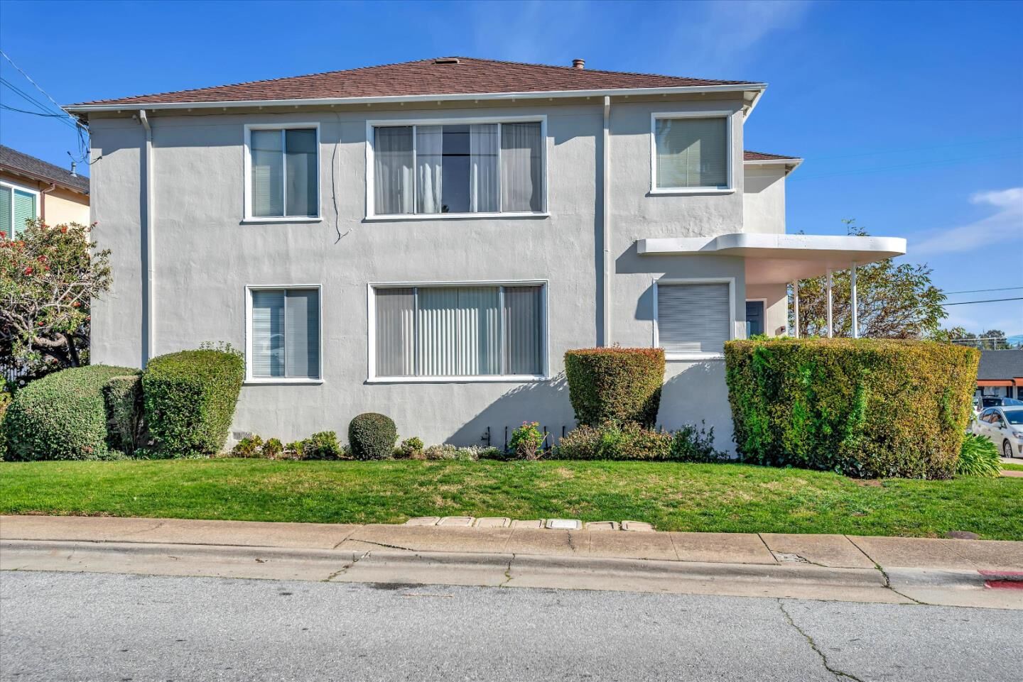 Property Photo:  70 41st Avenue 1  CA 94403 
