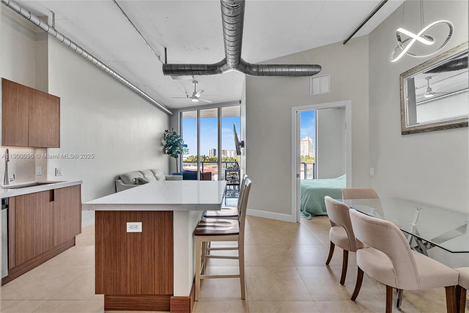 Property Photo:  3029 NE 188th St 503  FL 33180