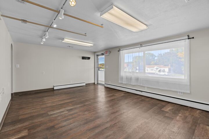 Property Photo:  154 Talcottville Road  CT 06066