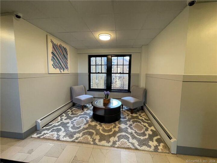Property Photo:  225 Golden Hill Street 3F  CT 06604