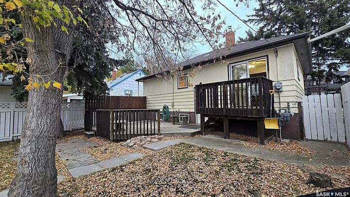 Property Photo: 524 1st Street E SK S7H 1S6