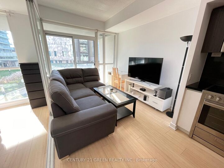 Property Photo:  85 Queens Wharf Road 201  ON M5V 0J9