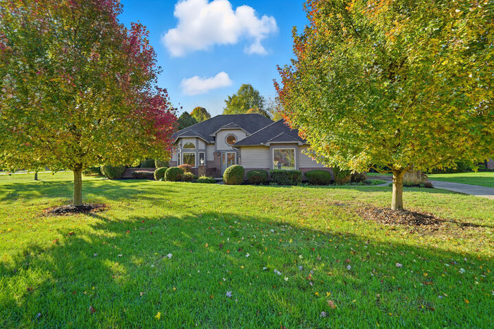 Property Photo: 2244 Blackoak Drive OH 45373