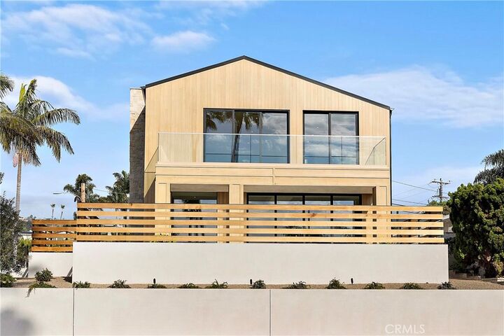 Property Photo:  229 W Paseo De Cristobal  CA 92672