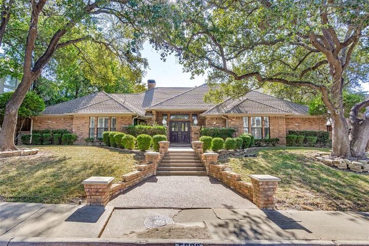 5626 Twin Brooks Drive  Dallas TX 75252 photo