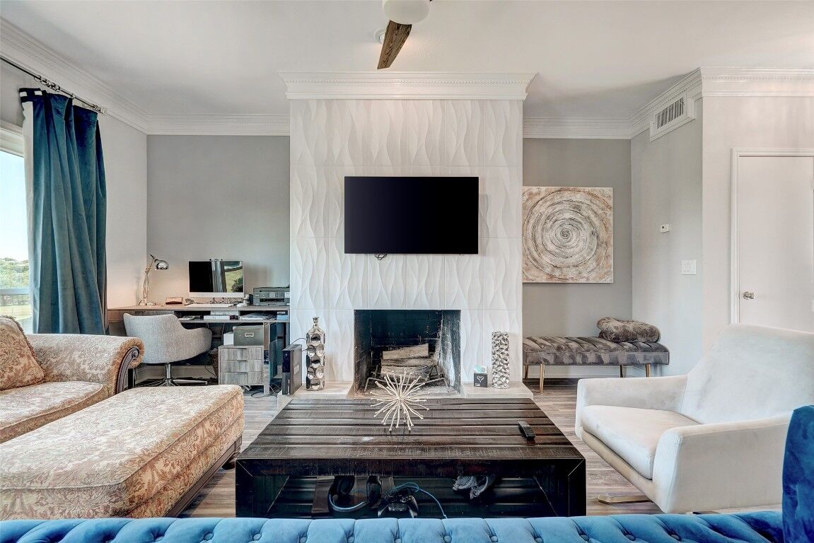 Property Photo:  16 Tournament Way Tournament Way  TX 78738