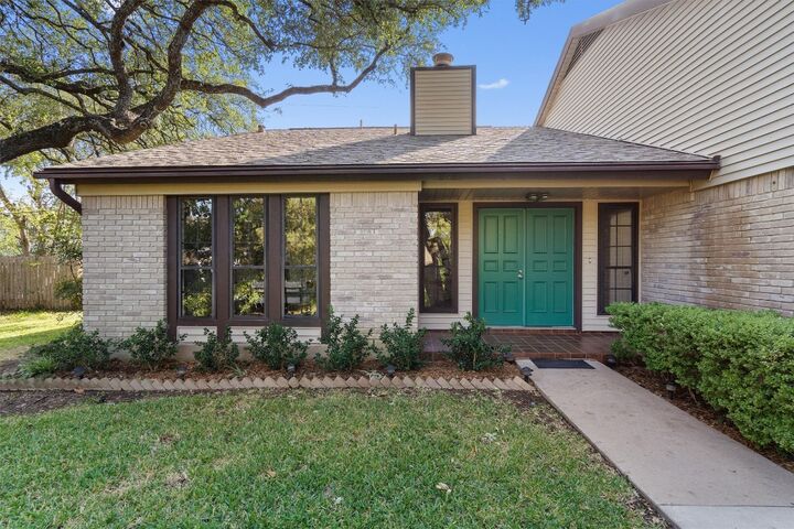 Property Photo: 4505 Oak Creek Drive TX 78727