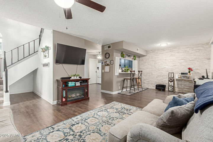 Property Photo:  3732 W Bluefield Avenue  AZ 85308