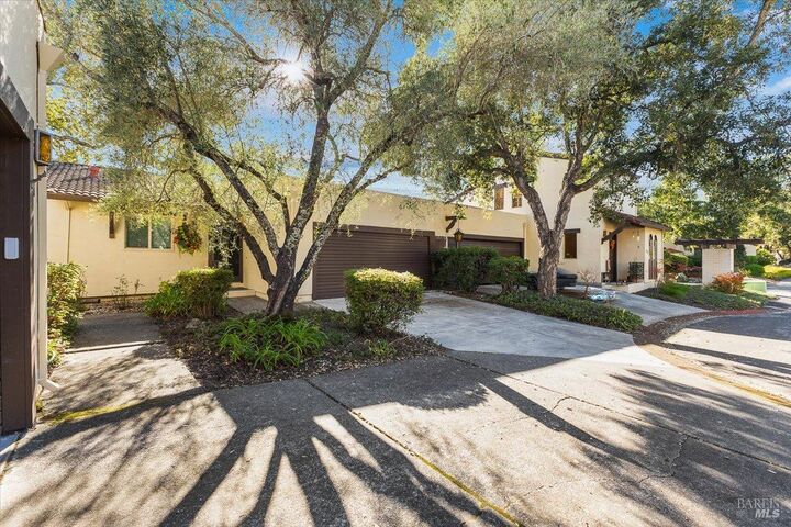 802 Adobe Drive  Santa Rosa CA 95404 photo