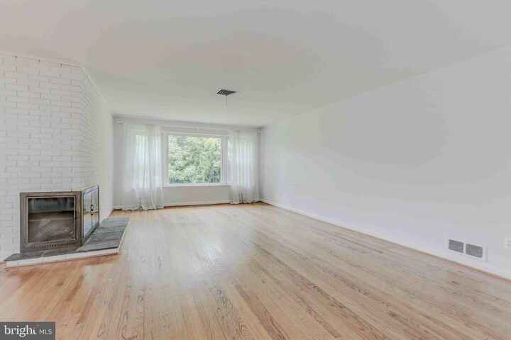 Property Photo: 3215 Brooklawn Terrace MD 20815