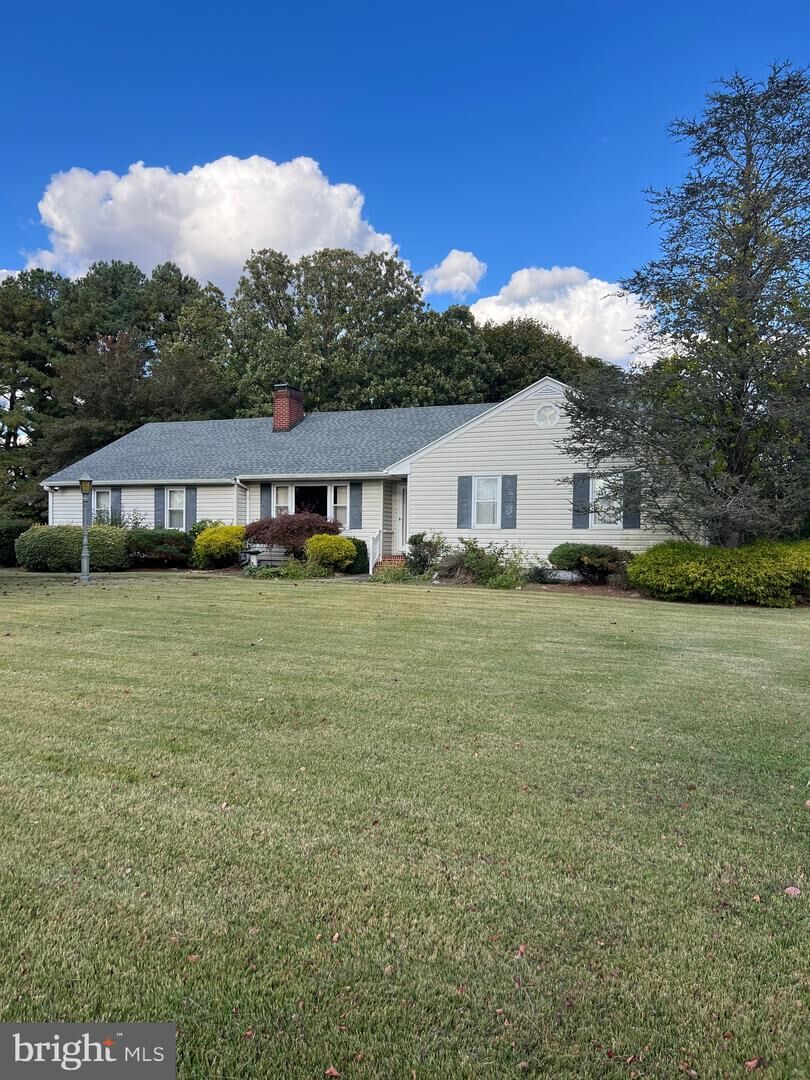 Property Photo:  794 Canterbury Road  DE 19963