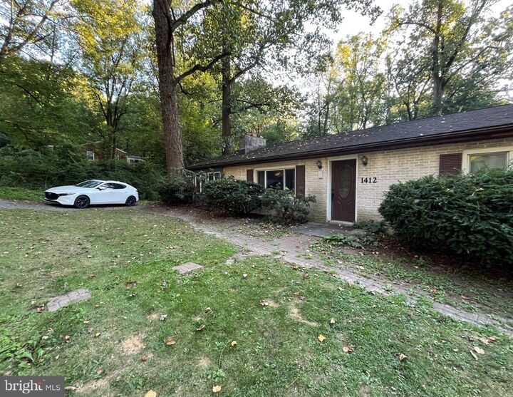 Property Photo:  1412 Kaylor Road  PA 17036