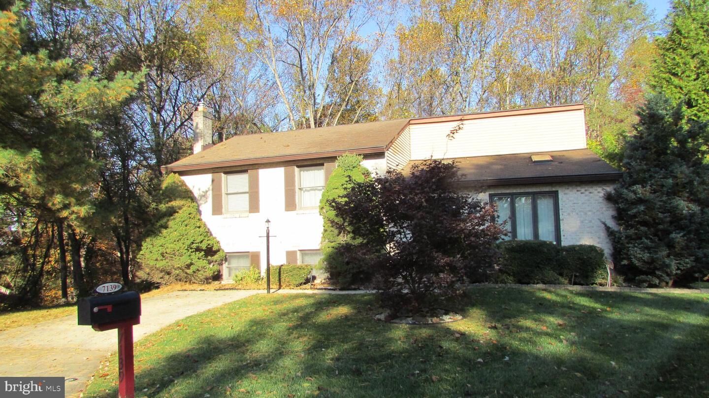Property Photo:  7139 Tulip Court  MD 21784