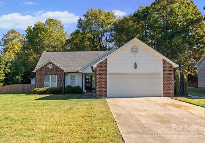 611 Emerson Drive  Mooresville NC 28115 photo