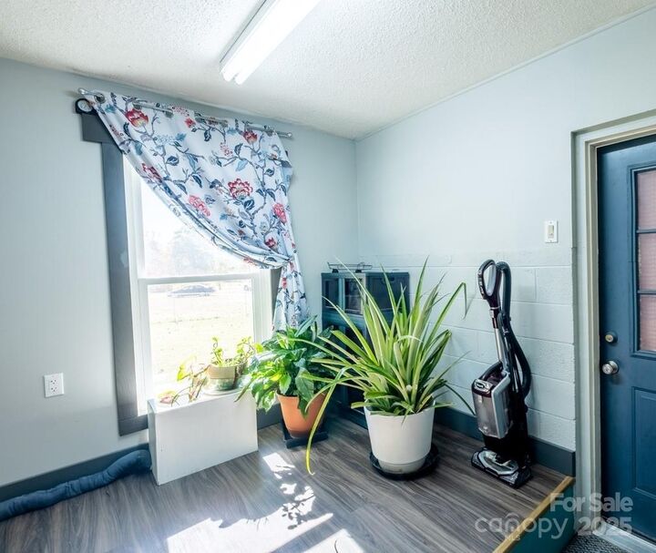 Property Photo:  240 Eldon Lane  NC 28144 