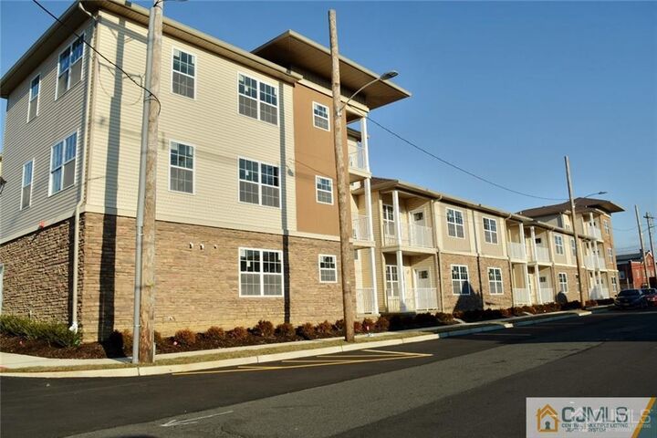 Property Photo:  76 Division Street 19  NJ 08882
