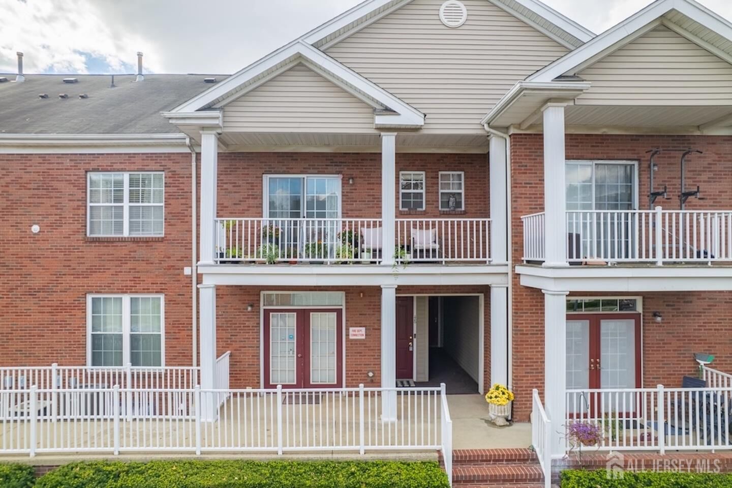 Property Photo:  48 Central Square Park  NJ 08840