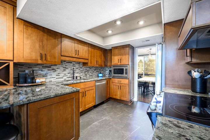 Property Photo: 4770 Crazy Horse Lane OH 43081