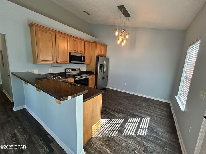 Property Photo:  2612 Oakmont Drive  FL 32404 